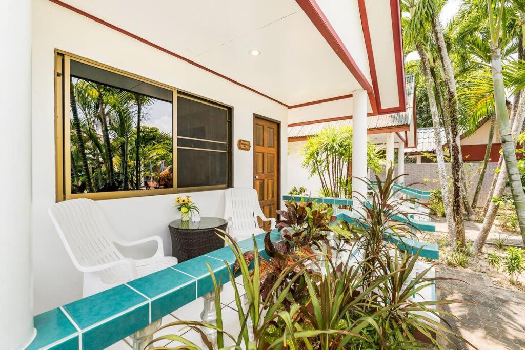 Baan Coconut Villa Pantai Bang Tao Bagian luar foto