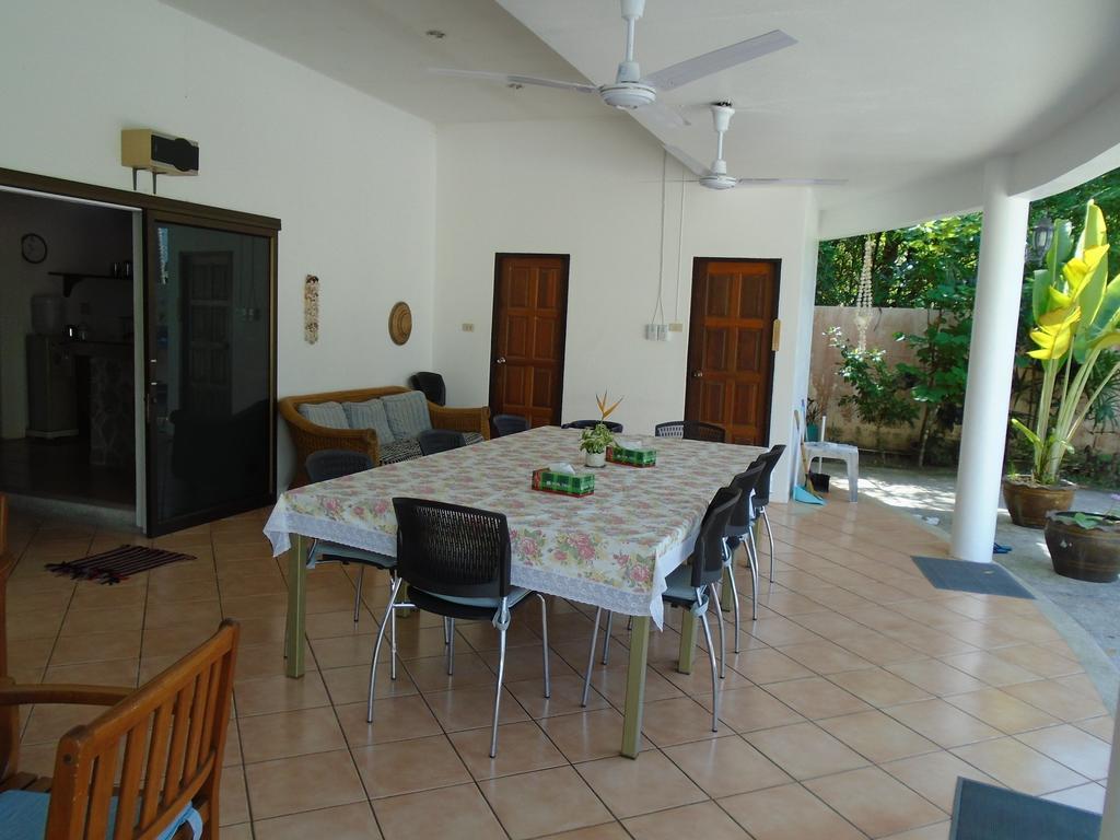 Baan Coconut Villa Pantai Bang Tao Bagian luar foto